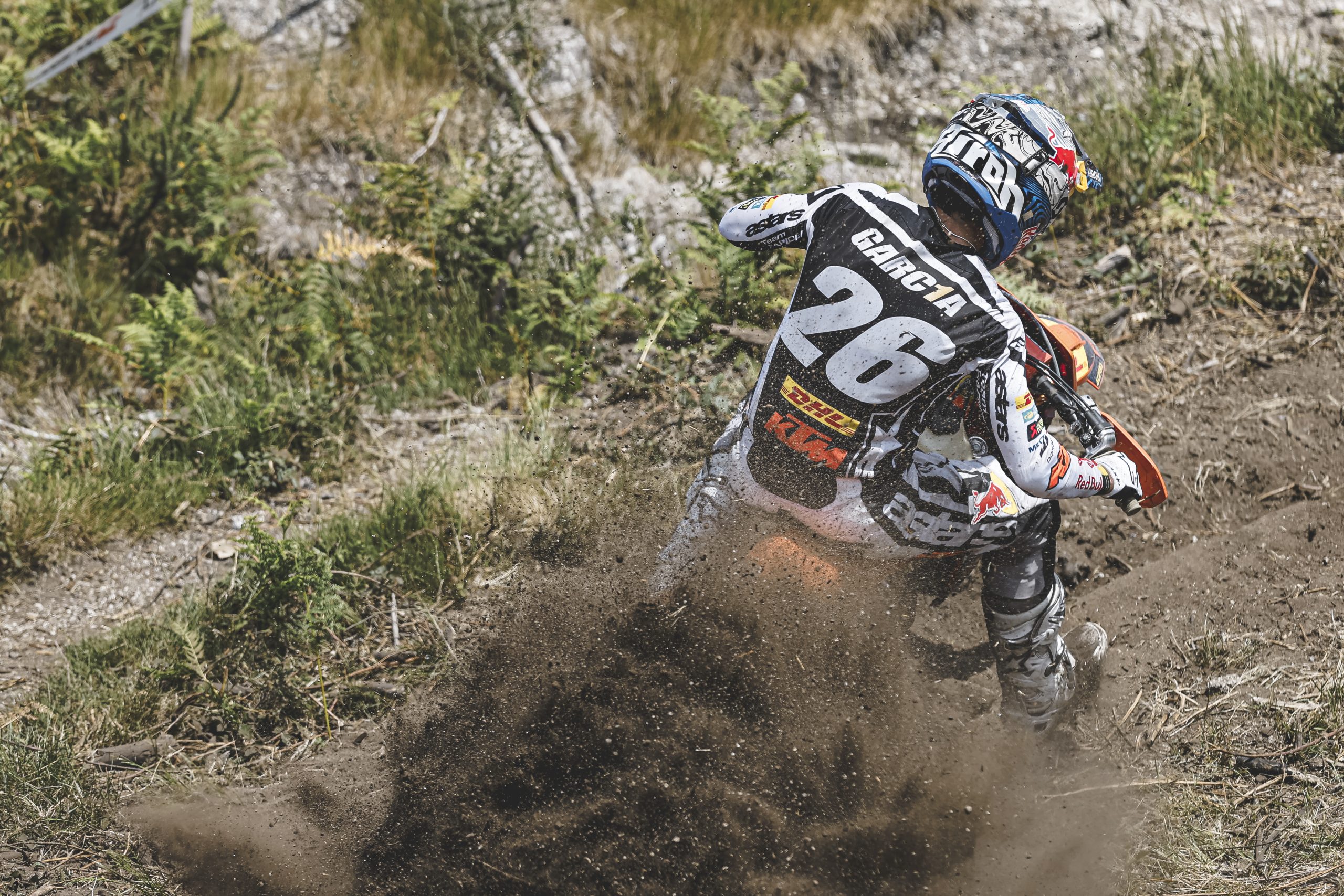 Josep García, piloto DonJoy, compitiendo en el EnduroGP de Fafe Portugal