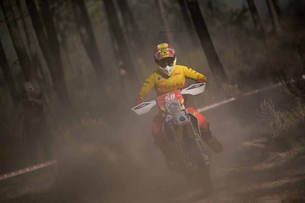Sergio Navarro durante la manga final de los 6DAYS Portugal 2026